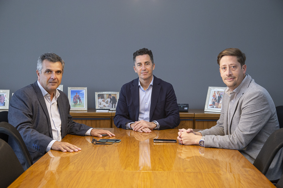 Manuel Calvo y David Consalvi recibieron al presidente de la Comunidad Regional Tercero Arriba
