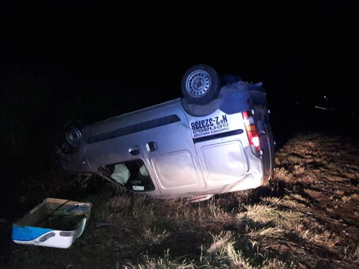 Conductor de nuestra Ciudad sufri&oacute; un vuelco en la autov&iacute;a N&deg; 6 km 2