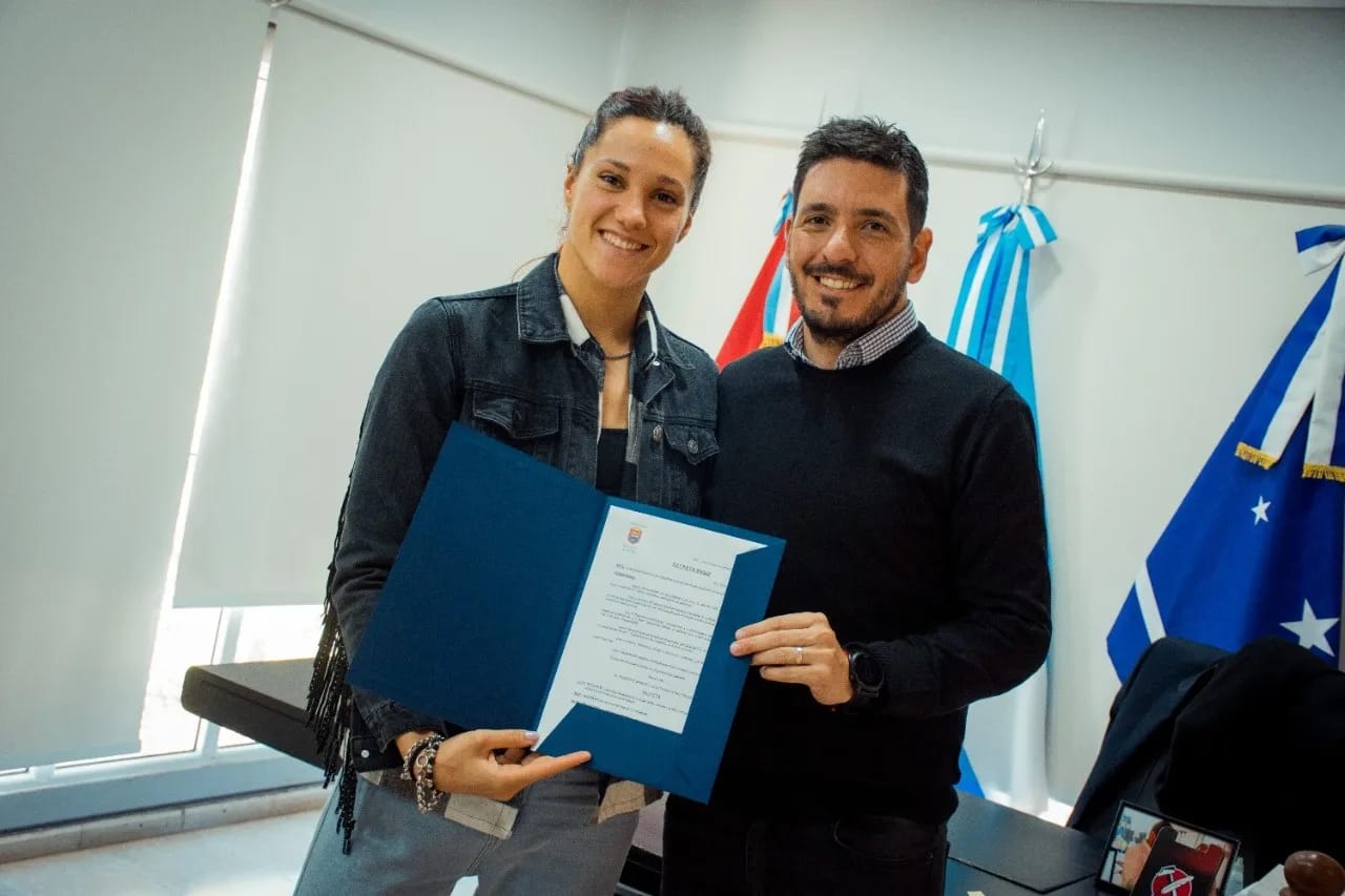 NUESTRO INTENDENTE RECIBIÓ A ANDREA BERRINO