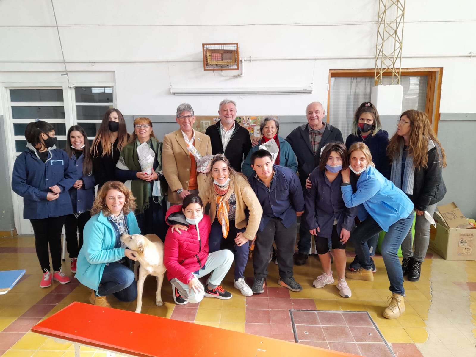 CIUDADANOS EN ACCIÓN VISITÓ APADIM Y BRINDÓ UNA CHARLA
