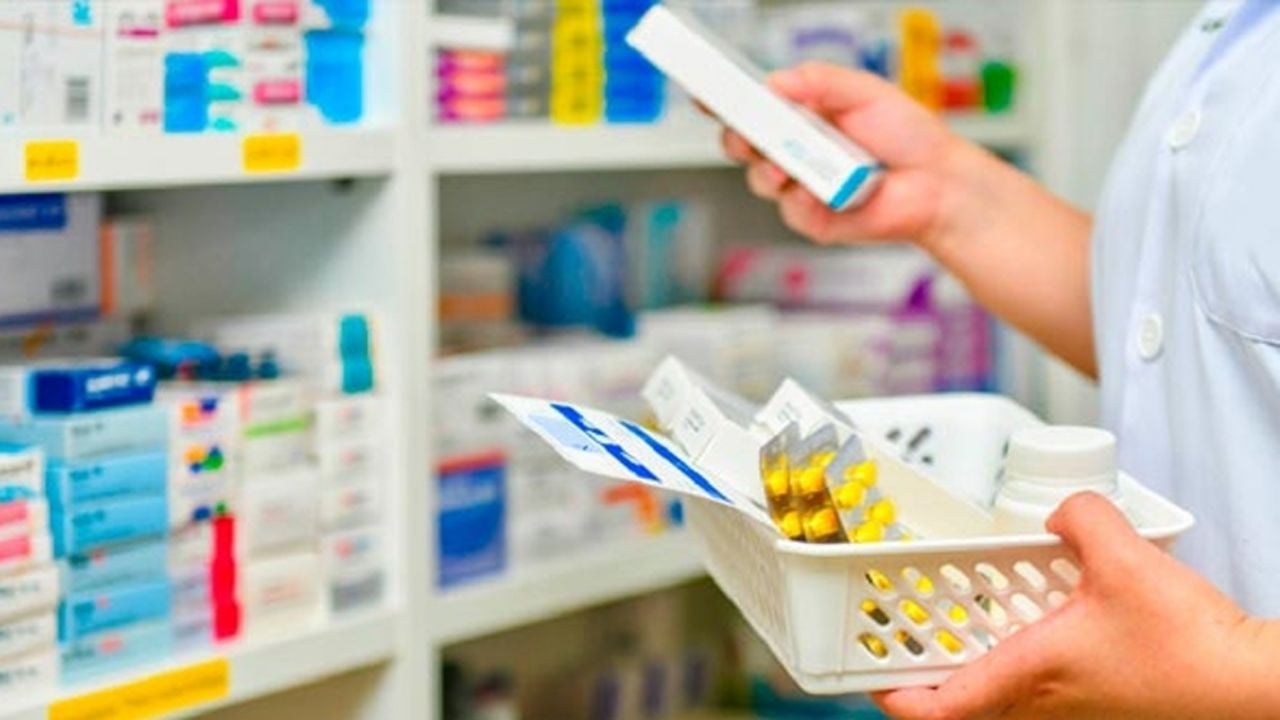LAS FARMACIAS SIGUEN SIN PODER VALIDAR RECETAS