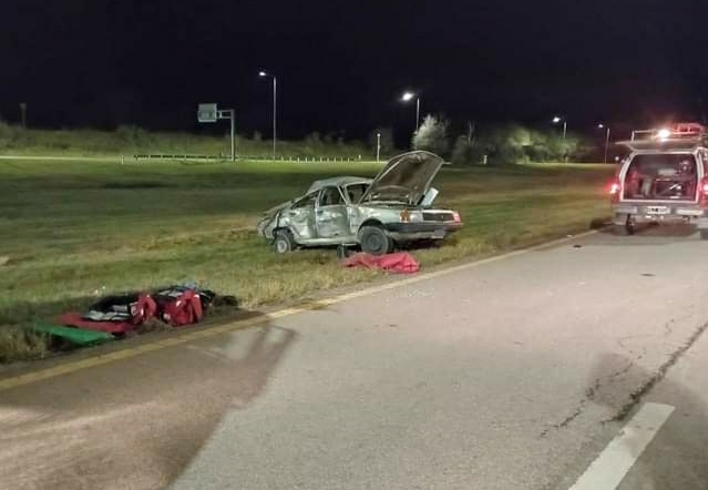 ACCIDENTE FATAL EN AUTOVÍA JUAN B BUSTOS CERCANÍAS AL CRUCE CON RUTA 5