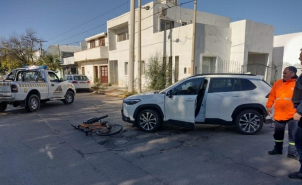 Parte policial: Accidente entre vehículo y bicicleta 