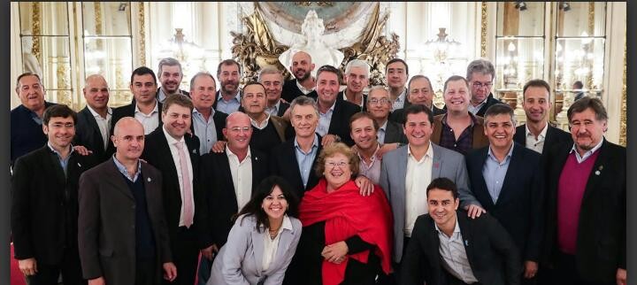 MACRI SE REUNI&Oacute; CON INTENDENTES CORDOBESES DE LA UNI&Oacute;N C&Iacute;VICA RADICAL