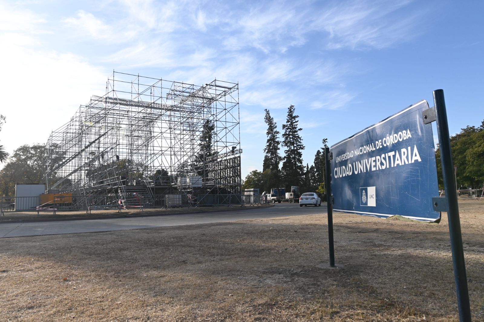 *CÓRDOBA CAPITAL ABRE LA TEMPORADA TURÍSTICA DE INVIERNO CON UN MEGA SHOW GRATUITO DE ULISES BUENO EN EL PARQUE SARMIENTO*