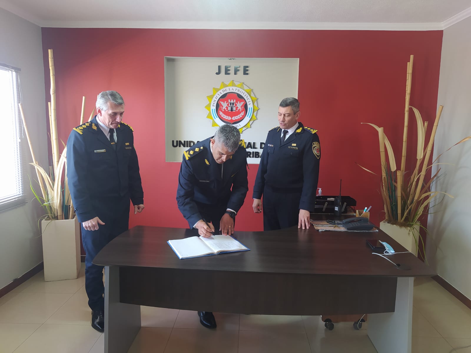 ASUMIÓ EL NUEVO COMISARIO DE LA DEPARTAMENTAL TERCERO ARRIBA AGUSTÍN TORRES