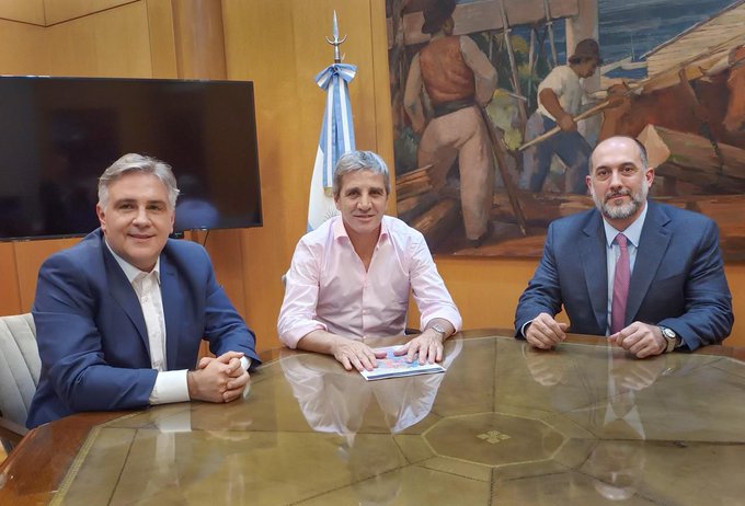 Llaryora se reunió con Caputo