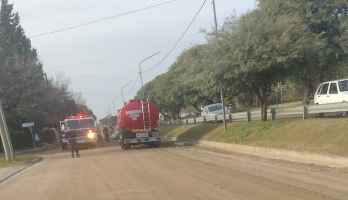 Incendio de vehículo sobre la ruta camino a Tancacha fue controlado por Bomberos
