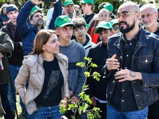 La Provincia junto a Abel Pintos impulsan el programa *Forestando Patria*