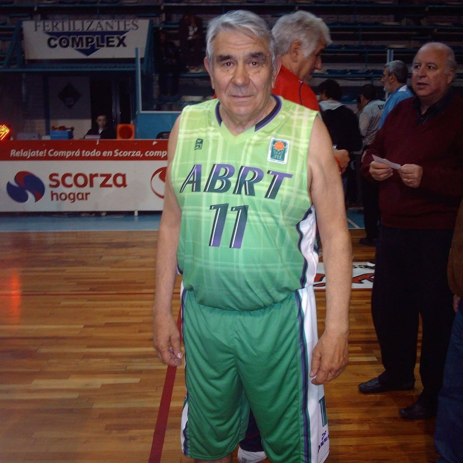 Julio *Tata* Carranza, leyenda del básquet riotercerense, falleció a los 79 años