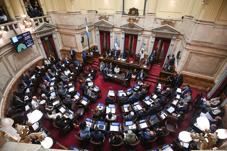 Los senadores recibirán un nuevo aumento y cobrarán más de 9,5 millones de pesos