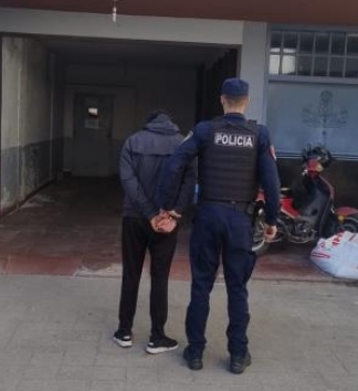 Parte policial: Golpeó a su pareja con una bebé en brazos y fue detenido 