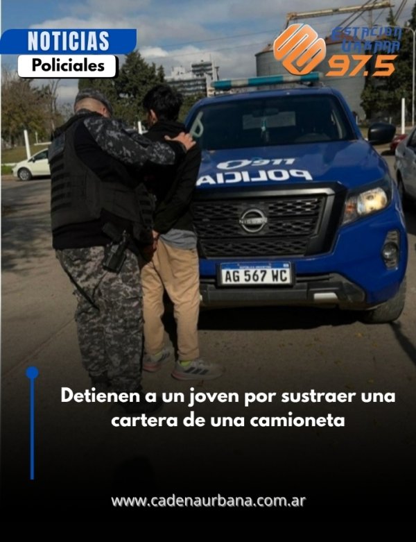 Detienen a un joven por sustraer una cartera de una camioneta