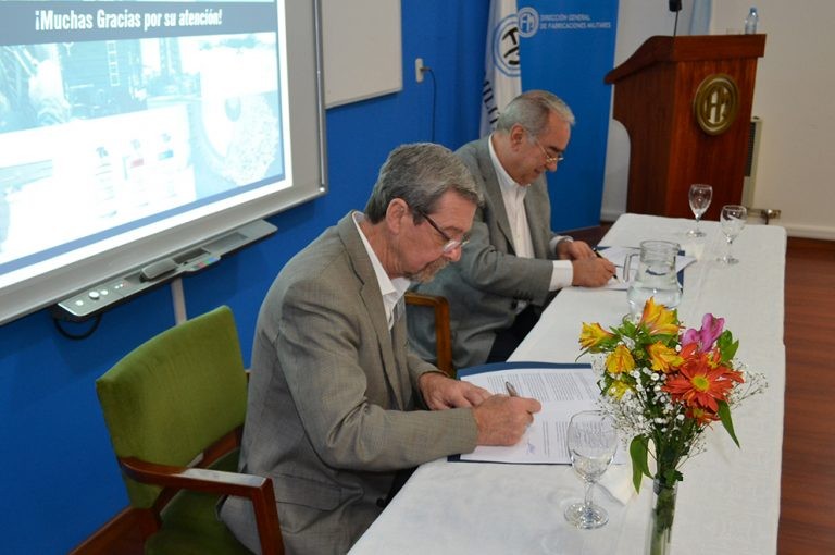 Diversificaci&oacute;n productiva: firmaron convenio con Fabricaciones Militares