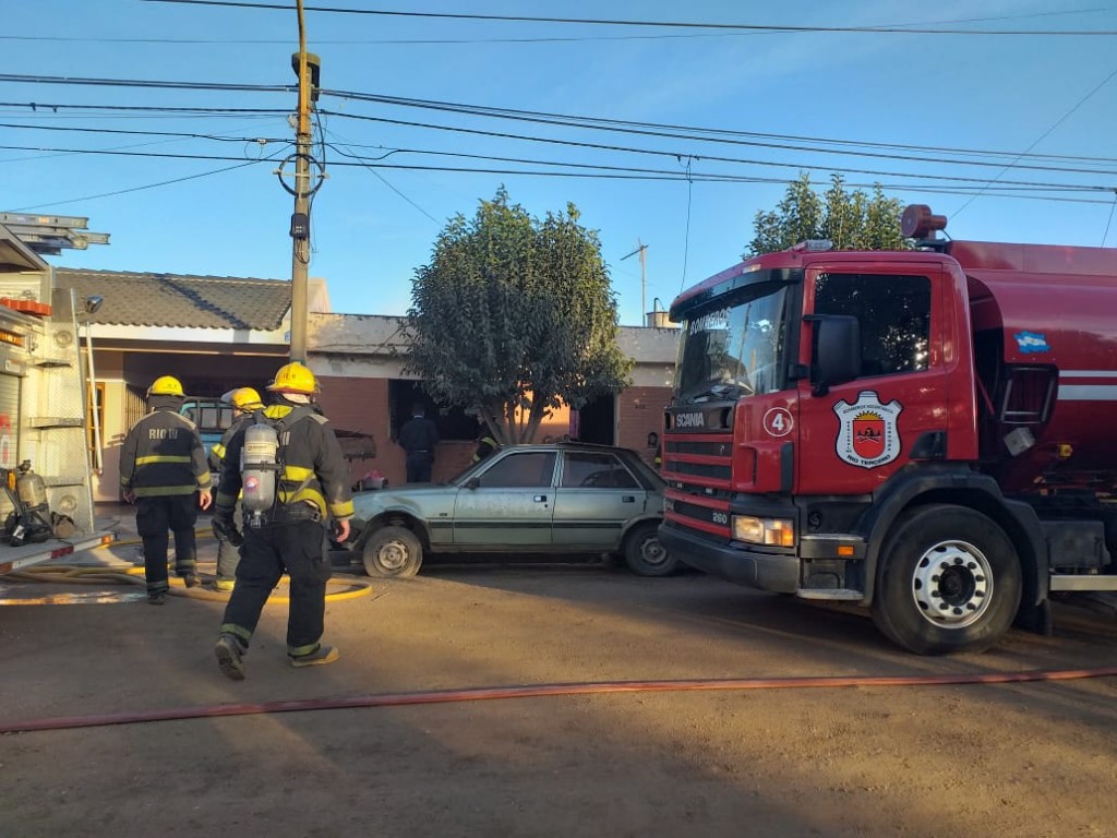 Gabriel Gil "Fue un incendio en una habitaci&oacute;n, no hab&iacute;a gente en el lugar"