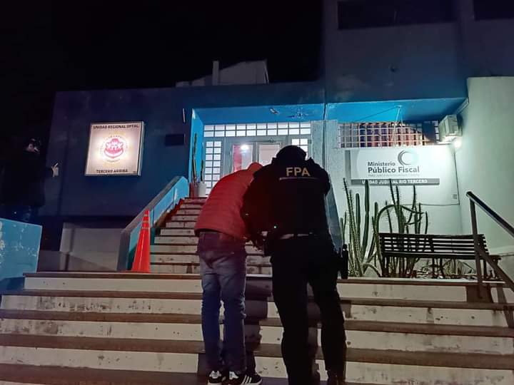 RIO TERCERO: CON COCAÍNA Y MARIHUANA, FPA DETUVO A “DELIVERY DE DROGAS”