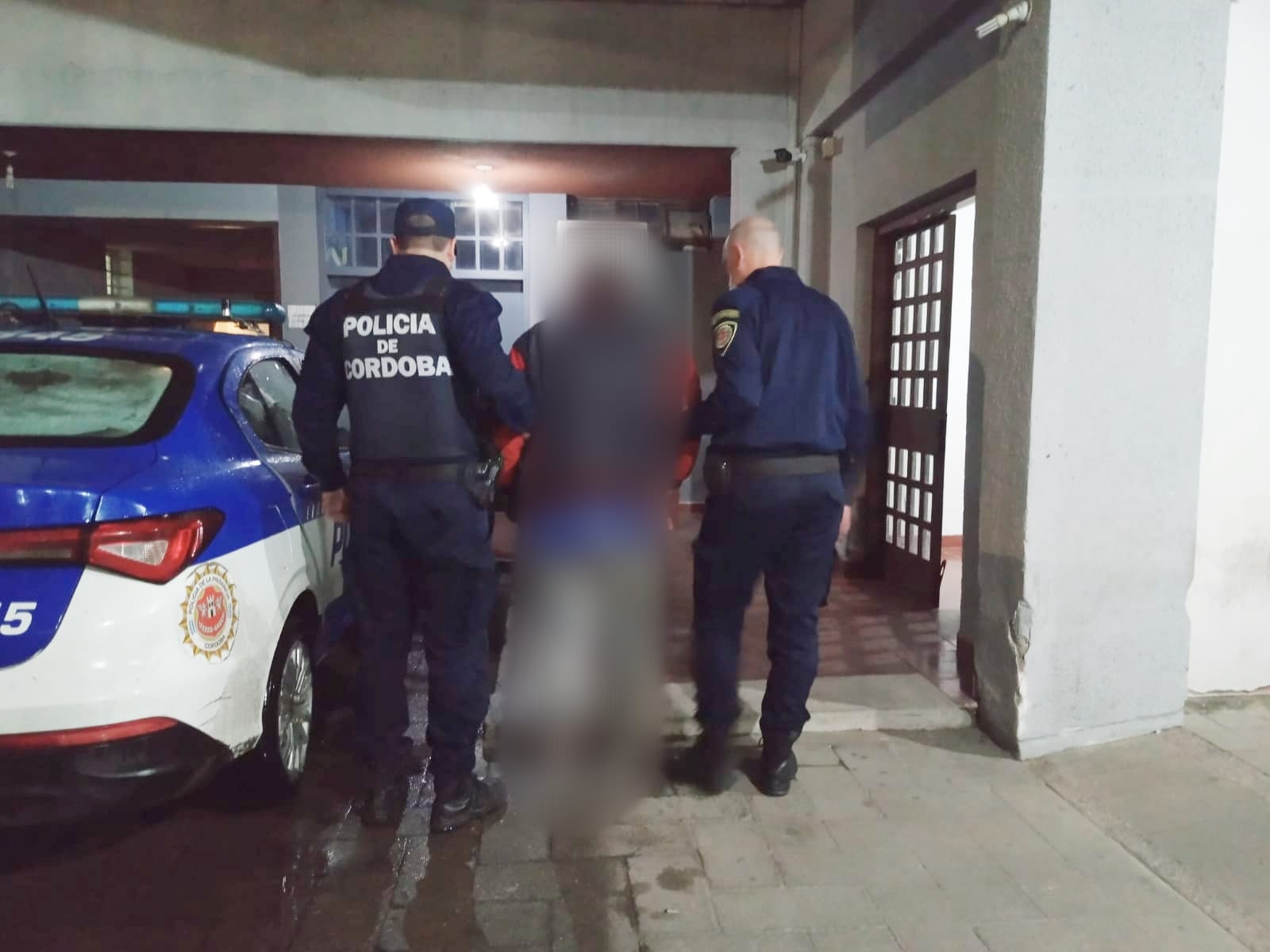 PARTE POLICIAL: DETIENEN A MASCULINO DE 52 AÑOS POR DISTURBIOS 