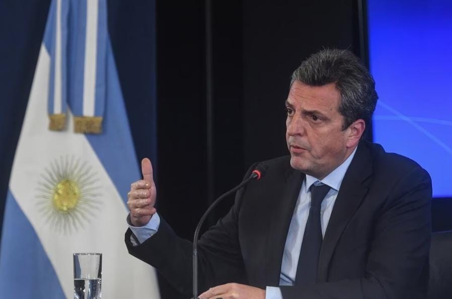 MASSA ANUNCIÓ CRÉDITOS PARA JUBILADOS DE HASTA $400.000 EN 48 CUOTAS