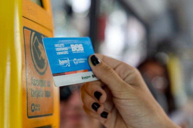 En el receso invernal se suspende el uso del Boleto Educativo Cordobés