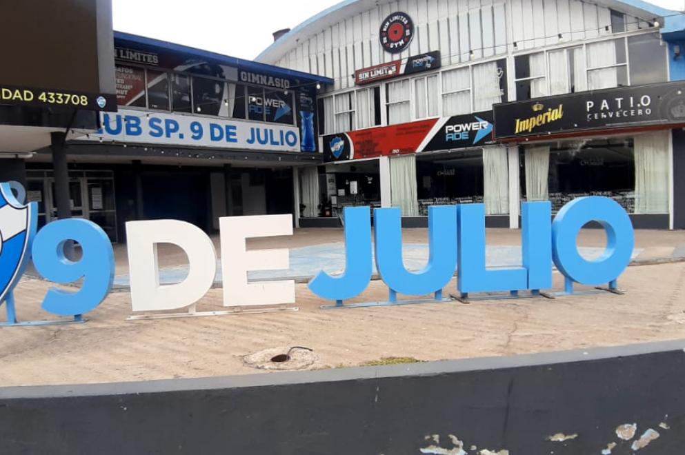 Nora Gerbaldo (Presidenta del Club Sportivo 9 de Julio): “9 de Julio tienen una gran historia y hoy es el día para celebrarlo