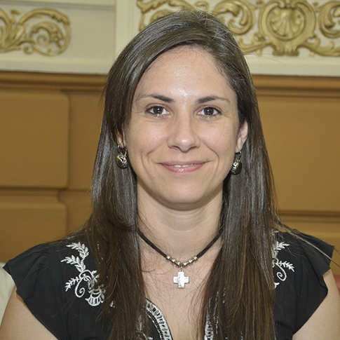 LAURA LABAT PRESENTÓ UN PROYECTO SOBRE VIOLENCIA POLÍTICA CONTRA LA MUJER