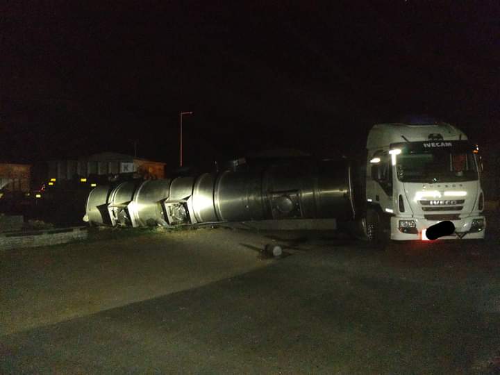 UN CAMIÓN COLISIONÓ CON EL TREN EN EL CRUCE DE DALMACIO VÉLEZ
