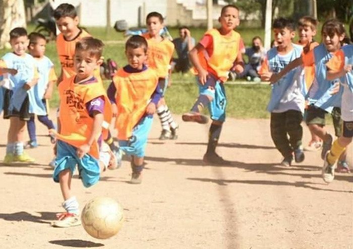 300 NIÑOS PARTICIPARÁN DEL ENCUENTRO DE LAS ESCUELITAS DE FÚTBOL MUNICIPALES EN MONTE GRANDE