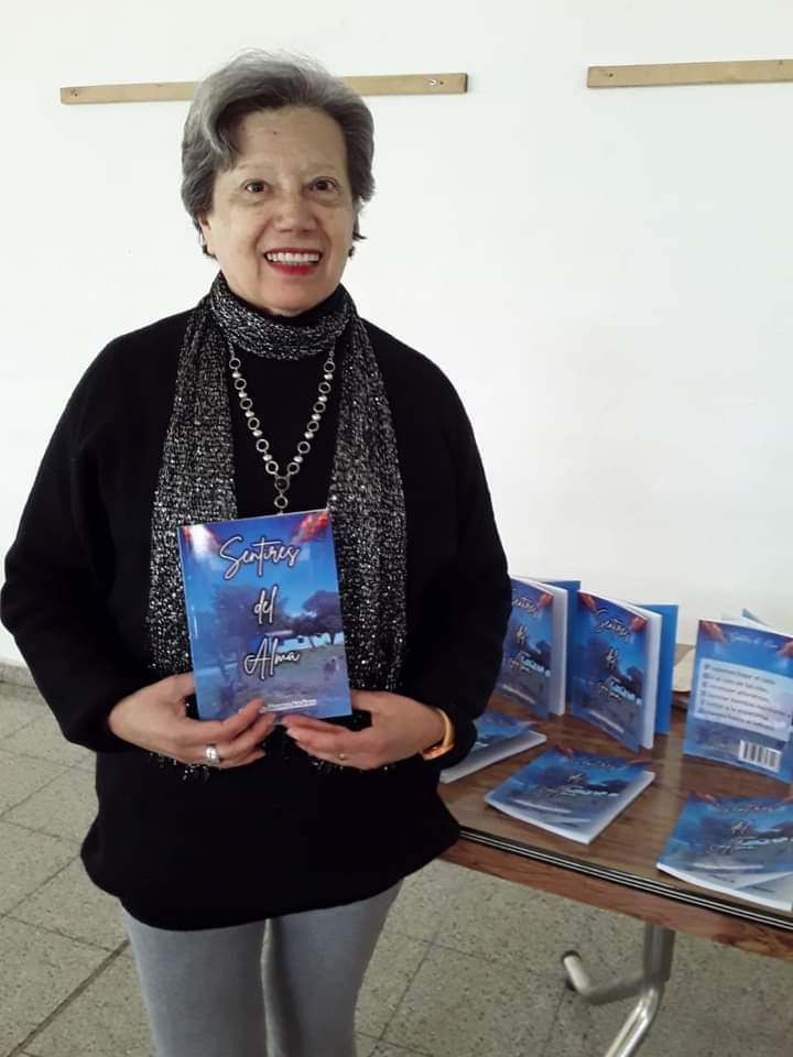 NORMA PEREYRA PRESENTÓ SU PRIMER LIBRO Y FUE DISTINGUIDA POR EL CONCEJO DELIBERANTE