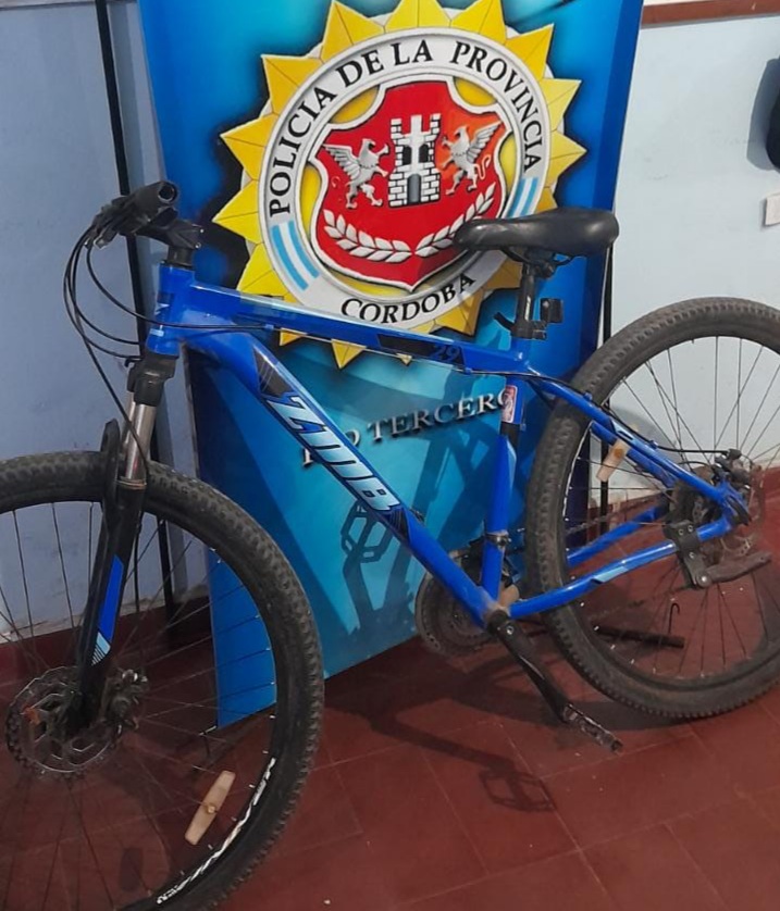 PARTE DE PRENSA POLICIAL: RECUPERO DE BICICLETA SUSTRAÍDA 