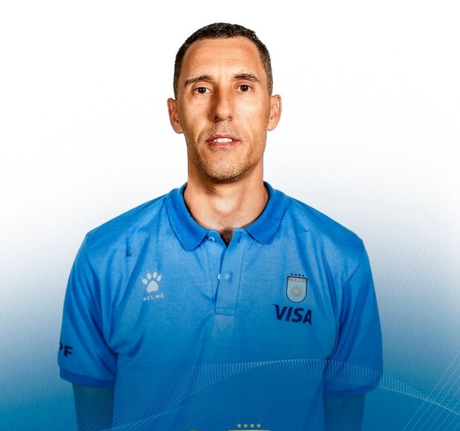 Pablo Prigioni es el nuevo entrenador de la selección argentina de básquetbol