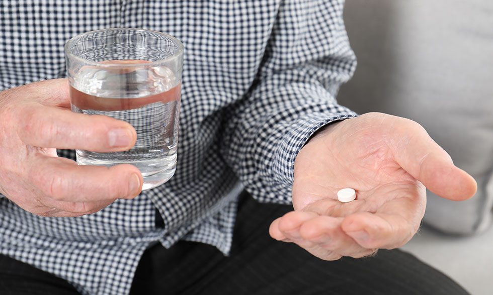 PEIRONE: LA ASPIRINA DEBE SER CONSUMIDA SEGÚN PRESCRIPCIÓN MÉDICA
