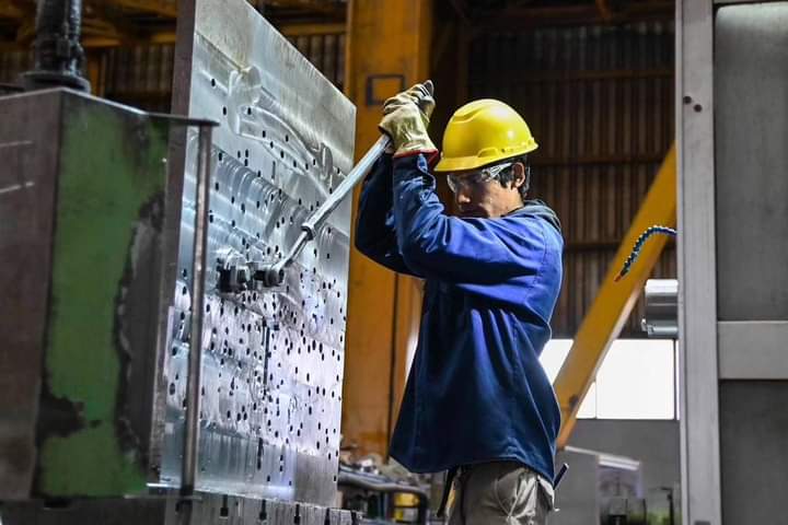 FABRICACIONES MILITARES FIRMÓ CONTRATO PARA LA INSTALACIÓN Y RENOVACIÓN DE UNA NUEVA LÍNEA ELÉCTRICA EN FÁBRICA MILITAR DE RÍO TERCERO 