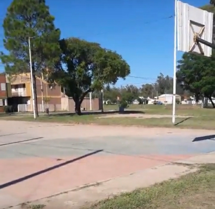 BARRIO LAS VIOLETAS CONTARÁ CON UNA PLAZA QUE SE CONSTRUIRÁ EN DOS ETAPAS
