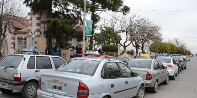 Aumentó la tarifa de taxis y remises en Río Tercero