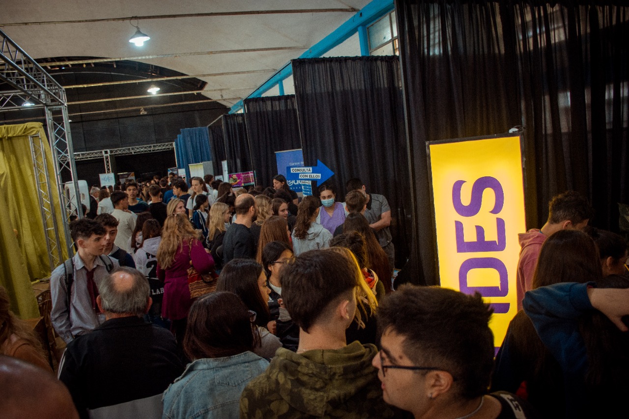 EXPO CARRERAS: HUBO UN INTERÉS SORPRENDENTE POR LOS OFICIOS