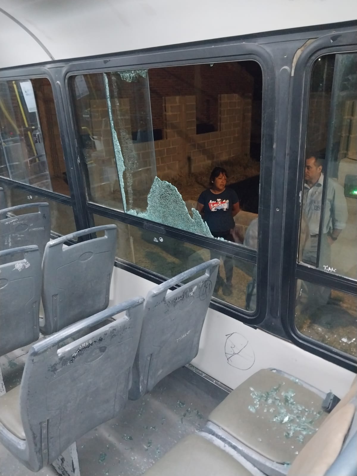 LA OFICINA LOCAL DE RÍO BUS ESPERA DEFINICIONES POR LO SUCEDIDO EN PARQUE MONTEGRANDE