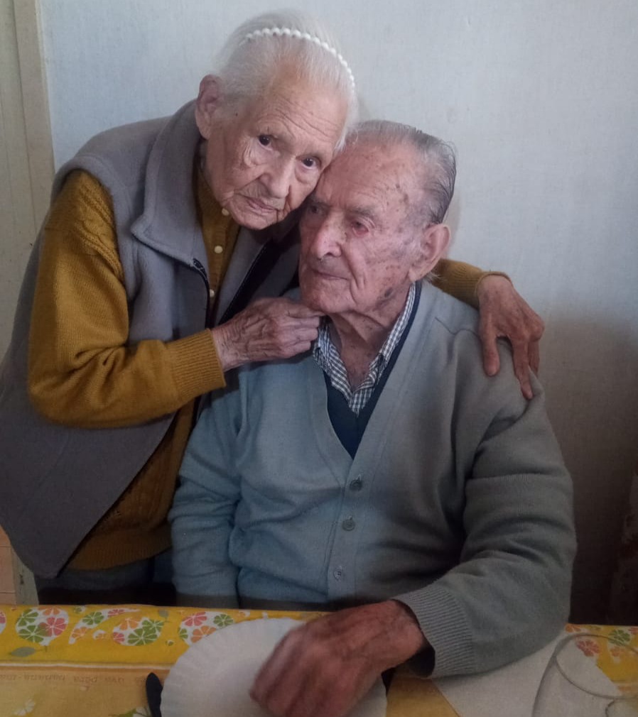 NÉLIDA Y TITO: 75 AÑOS DE AMOR, RESPETO Y TOLERANCIA