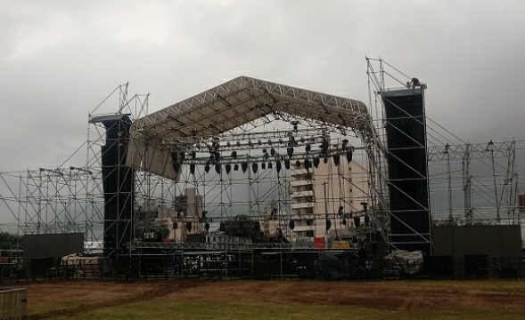 32 PUESTOS EN EL PASEO GASTRONÓMICO Y UN ESCENARIO PARA MÚSICOS LOCALES