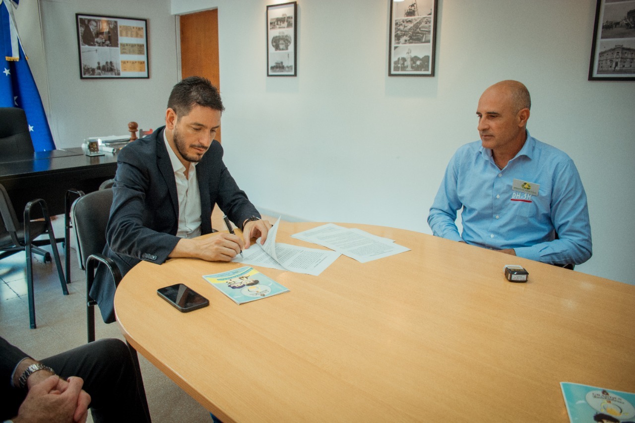  Río Tercero firmó un convenio con la empresa Ambiental Cord para el reciclado de aceite