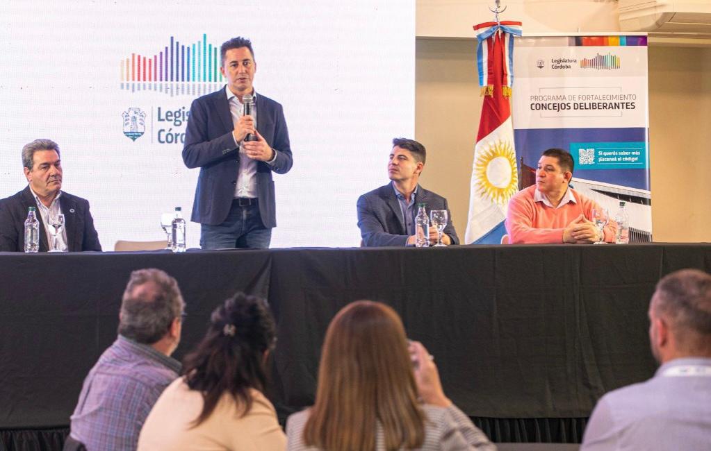 *Manuel Calvo encabezará la apertura oficial del Tercer Foro de Poderes Legislativos*