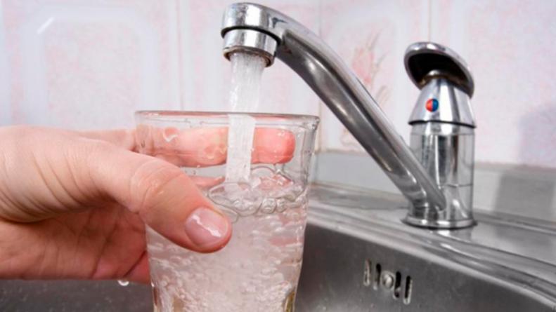 EL AUMENTO DE AGUA Y CLOACAS IMPACTARÁ EN LAS FACTURAS DE NOVIEMBRE, DICIEMBRE Y FEBRERO