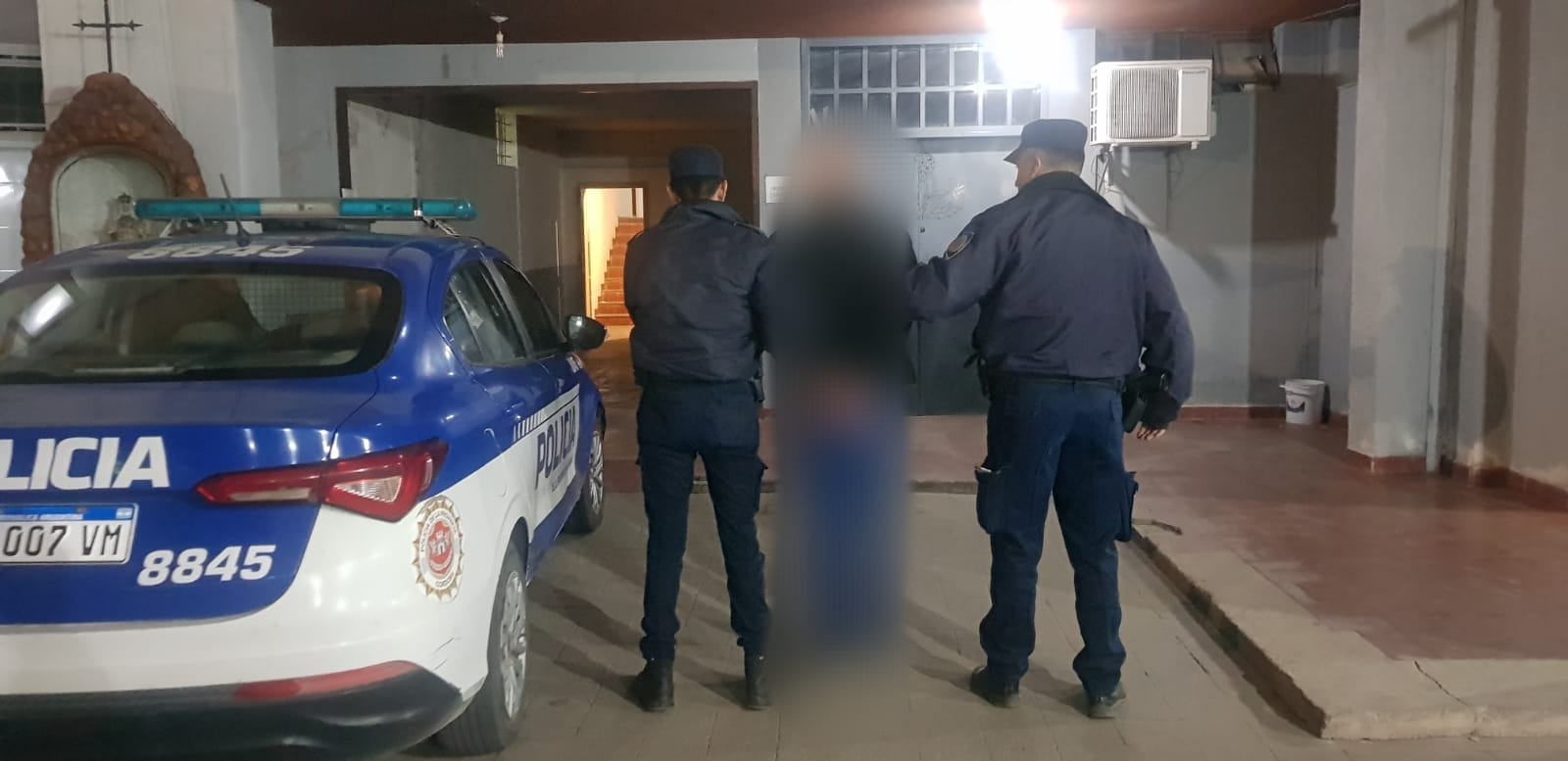 PARTE POLICIAL: DETIENEN A MASCULINO DE 38 AÑOS QUIÉN TENIA PEDIDO DE CAPTURA