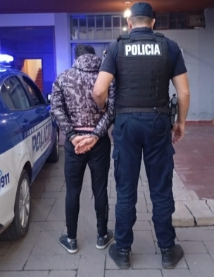 Parte policial: Masculino fue detenido por violencia familiar 