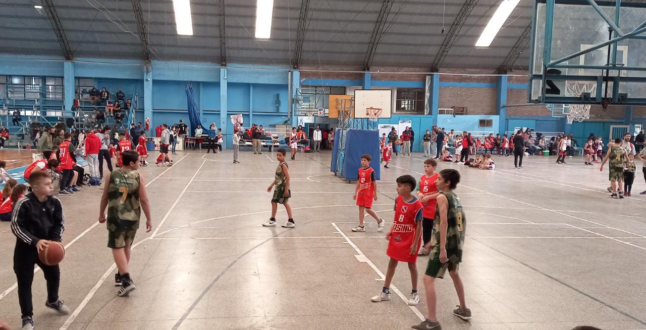 COMENZÓ EL ENCUENTRO DE MINIBASQUET EN EL CLUB SPORTIVO 9 DE JULIO