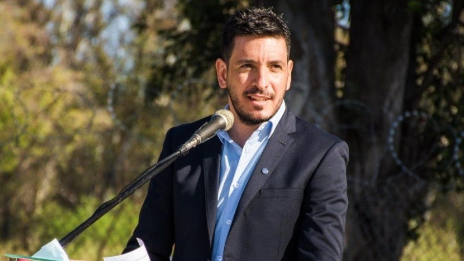 BONZANO: LA AUSENCIA DEL INTENDENTE NO ES ILEGAL