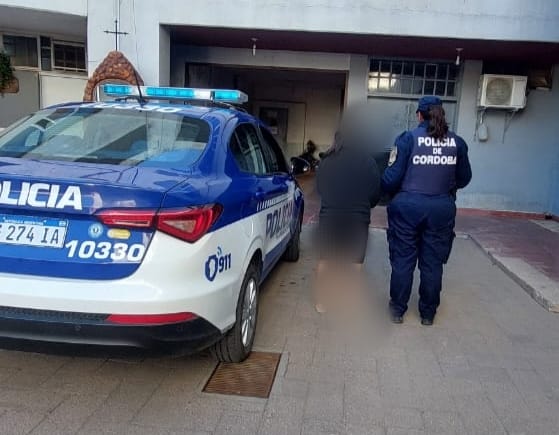 APREHENSIÓN DE UN MUJER POR POSEER RESTRICCIÓN VIGENTE