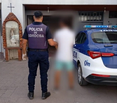 Parte policial: Masculino fue detenido por sustraer una conservadora de un domicilio 