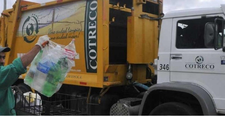 Por la acumulaci&oacute;n de Basura Cotreco decidi&oacute; trabajar el lunes 31