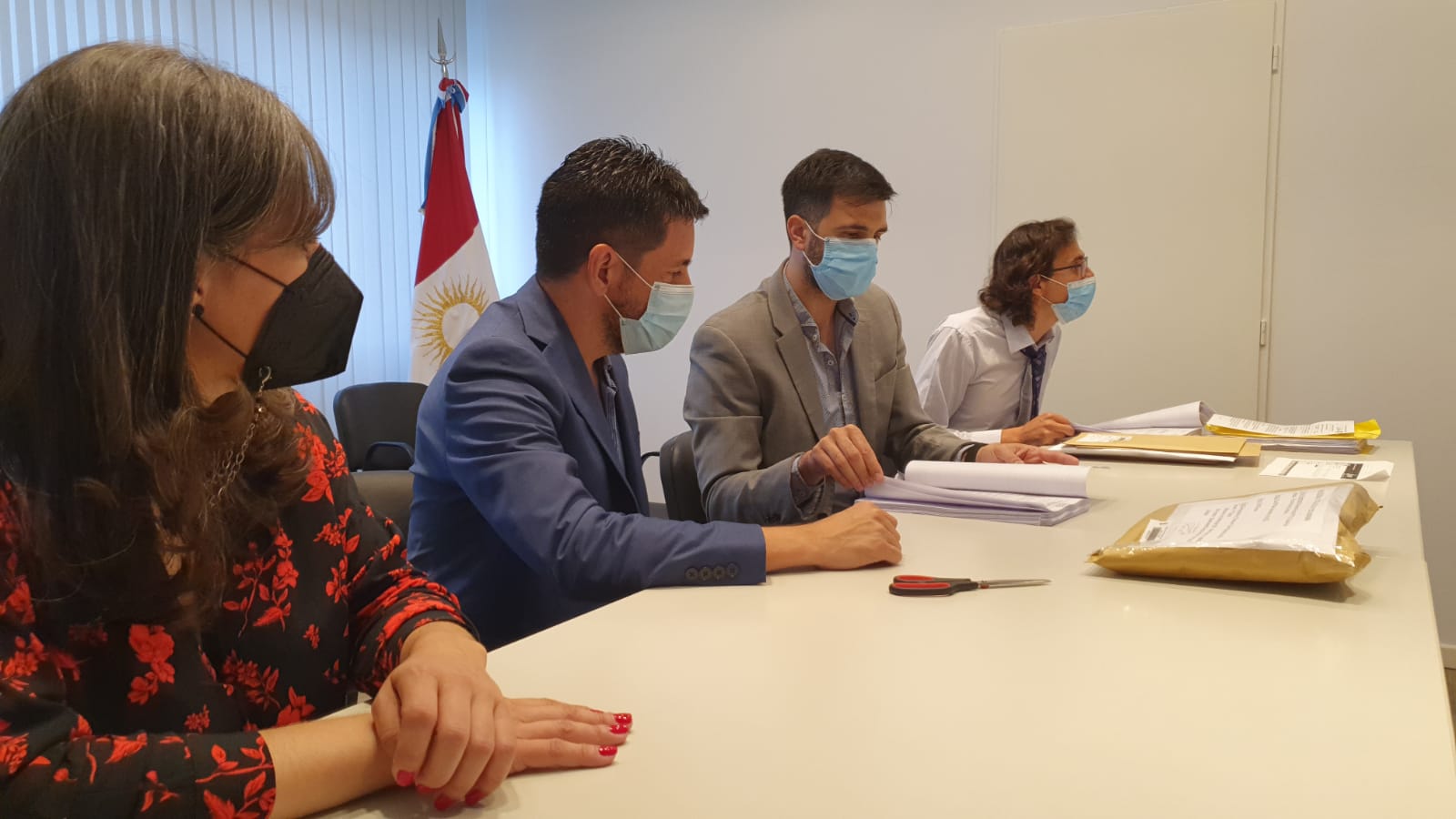APERTURA DE SOBRES: LICITACIÓN OBRA DEL BALNEARIO