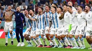 NOTICIAS + IVA : ARGENTINA FINALISTA CÓMO SE VIVE EN QATAR